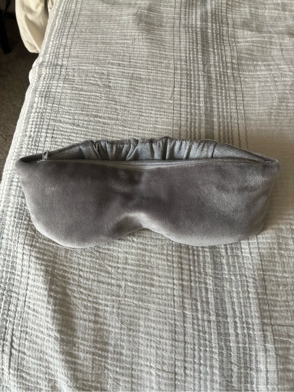 ✨Sharper Image Gray Hot + Cold Contoured Weighted Eye Mask - Picture 7 of 7